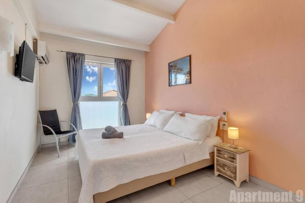 Bonaire Oceanfront Apartments Kralendijk Esterno foto